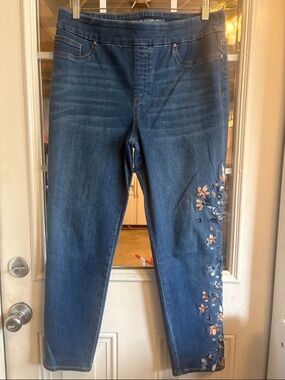 Chico's Dark Blue Ankle Jeans with Floral Embroidery